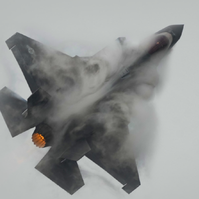 Füze Gölgesinde Uçuş: İran’a Yönelik ABD-İsrail Saldırıları Sonrasında Orta Doğu Hava Sahalarının Kapanması ve Küresel Havacılığa Etkileri