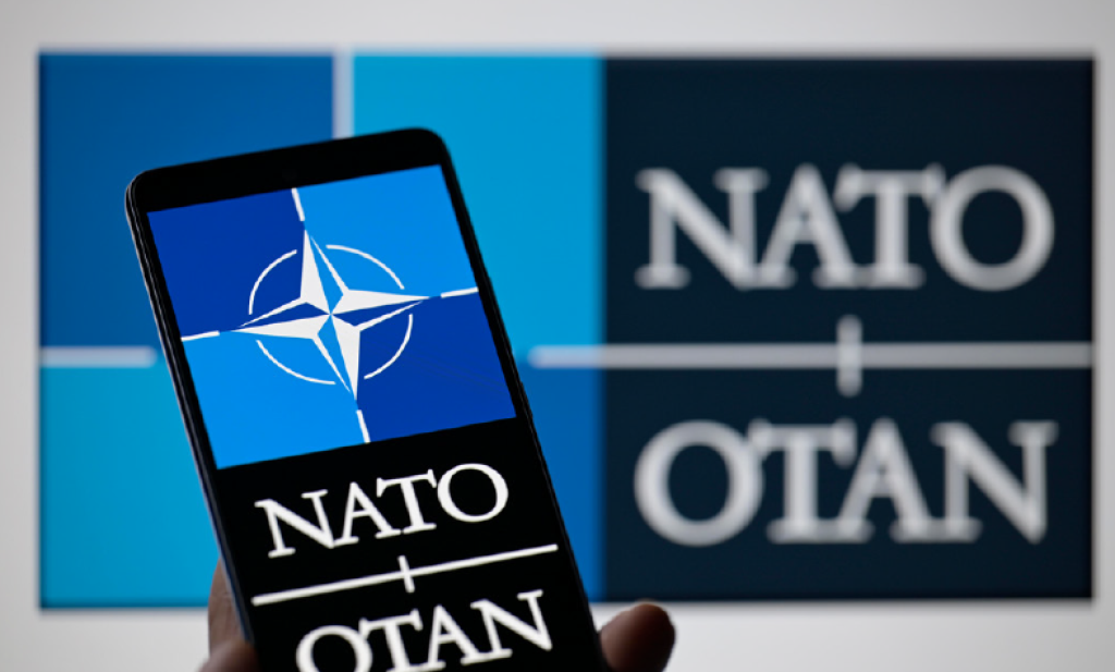 YENİ AVRUPA GÜVENLİK MİMARİSİ: Taşlar Yerinden Mi Oynadı, Yeniden Mi Şekilleniyor?